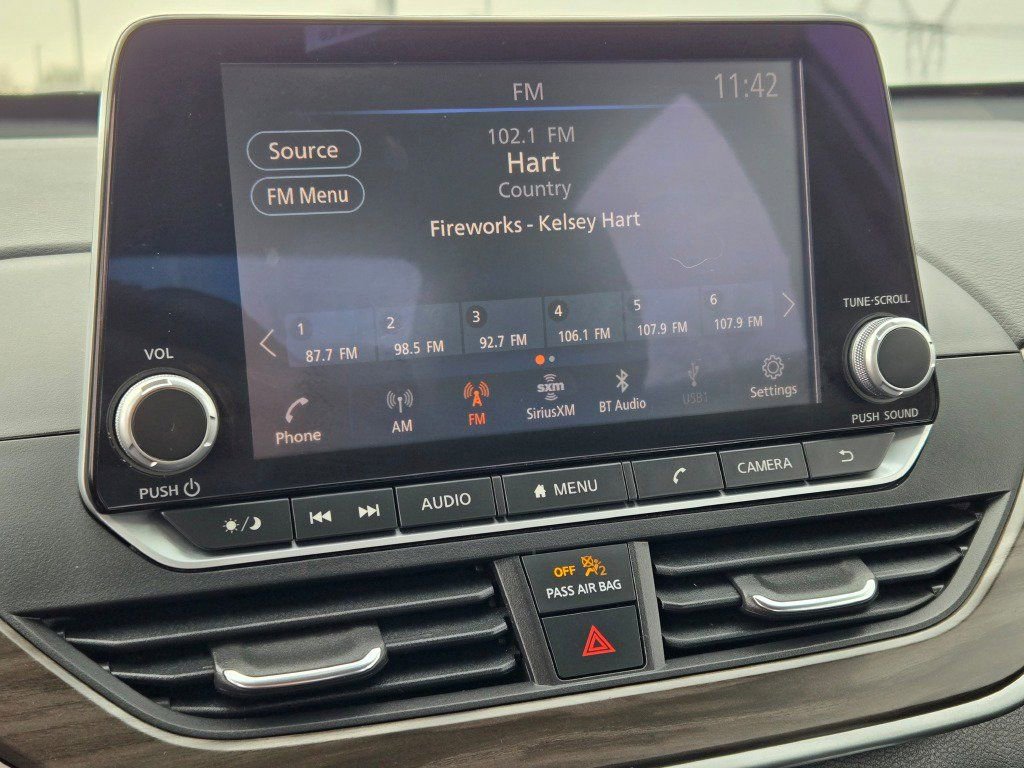 Used 2023 Nissan Altima 2.5 SV image 22