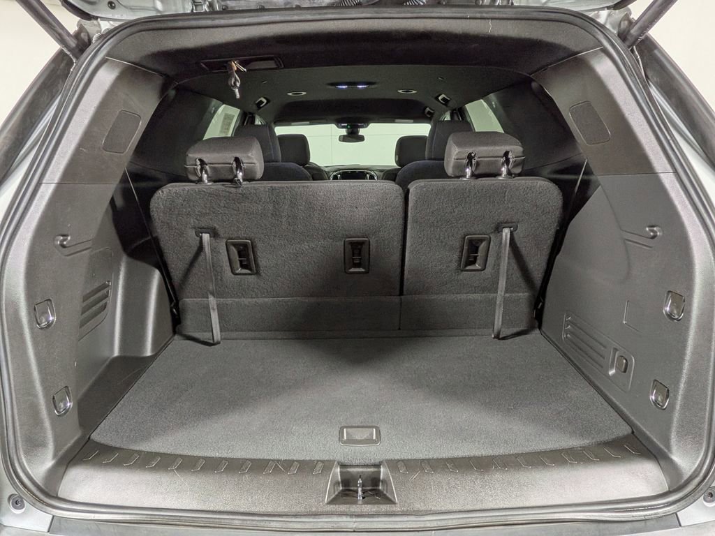 Certified 2023 Chevrolet Traverse LT image 11