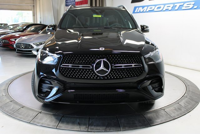 Used 2024 Mercedes-Benz GLE 450 4MATIC w/ AMG Line Exterior image 3