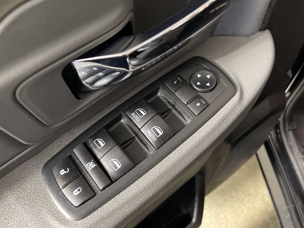 Used 2020 RAM 1500 Warlock RWD image 16
