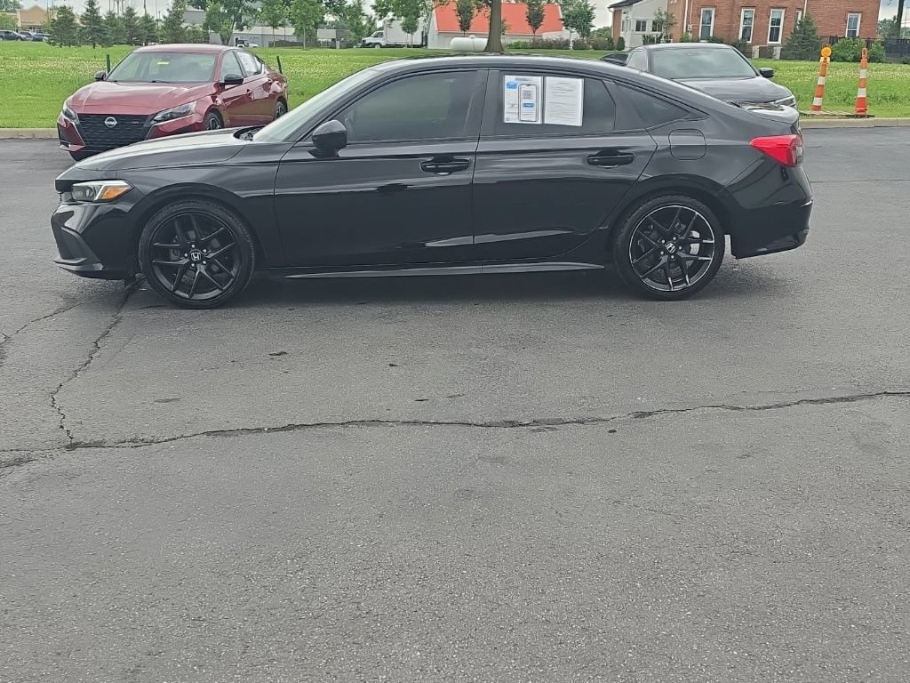 Used 2024 Honda Civic Sport image 4