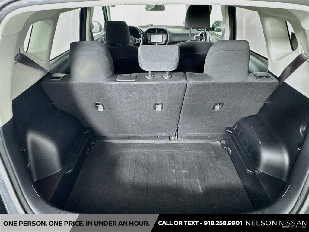Used 2020 Kia Soul LX FWD image 23