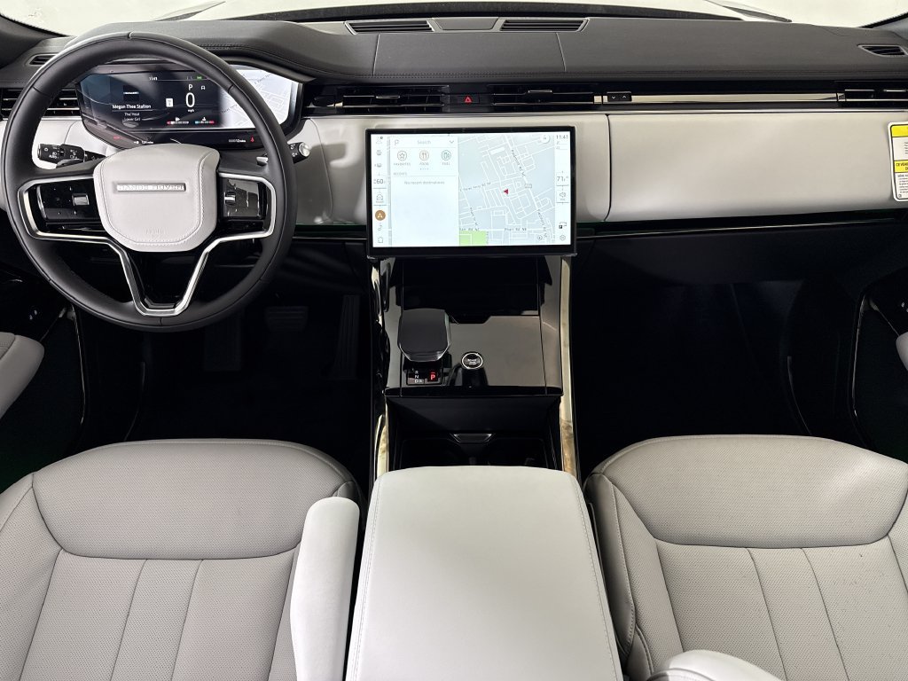 New 2027 Land Rover Range Rover Sport SE AWD/4WD image 13