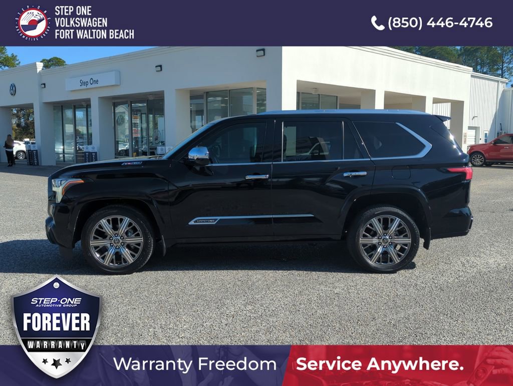 Used 2024 Toyota Sequoia Capstone image 4