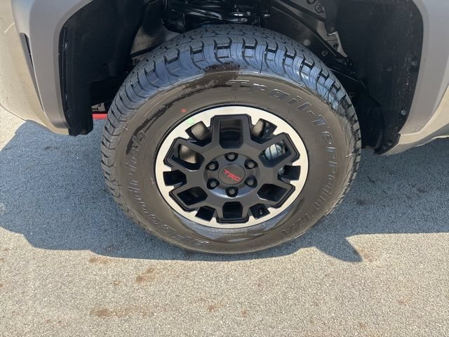 New 2026 Toyota Tacoma TRD Off-Road AWD/4WD image 9