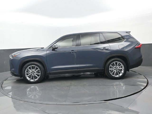 Used 2024 Toyota Grand Highlander AWD image 9