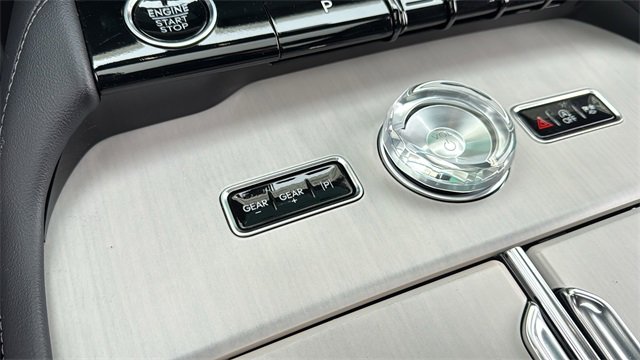 New 2025 Lincoln Navigator L Reserve w/ Jet Appearance Package image 29