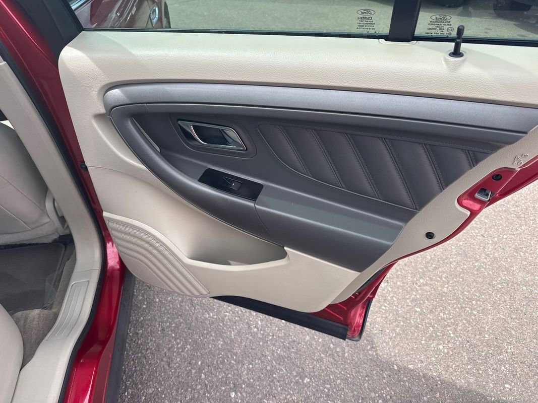 Used 2012 Ford Taurus SEL image 15