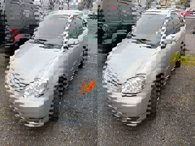 Used 2007 Toyota Corolla LE image 1