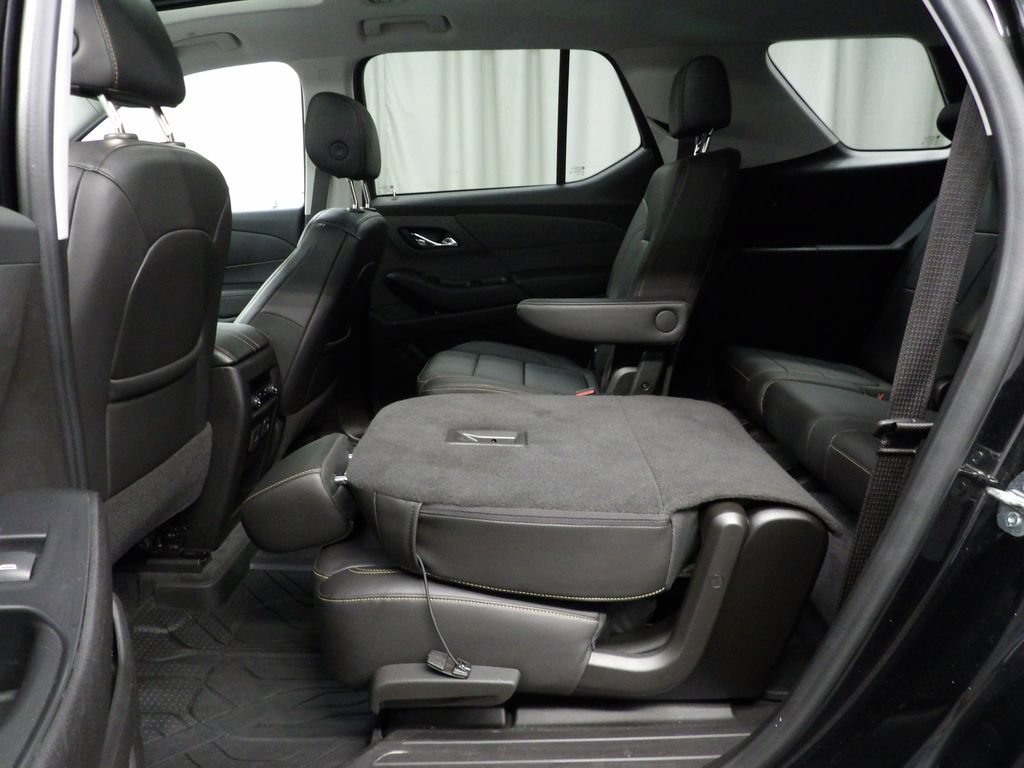 Used 2021 Chevrolet Traverse RS w/ LPO, Floor Liner Package AWD/4WD image 60