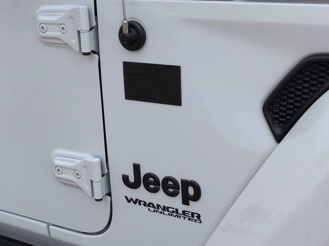 Used 2022 Jeep Wrangler Unlimited Sahara image 14