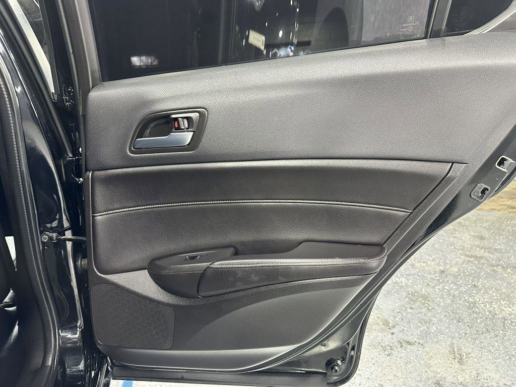 Used 2020 Acura ILX Premium Package image 33