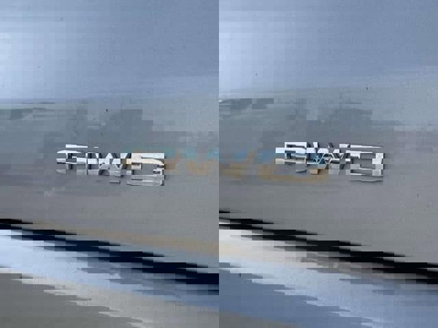 Used 2023 GMC Acadia Denali w/ Denali Ultimate Package image 8