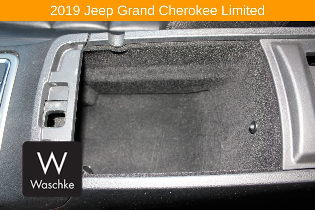 Used 2019 Jeep Grand Cherokee Limited w/ Luxury Group II AWD/4WD image 37