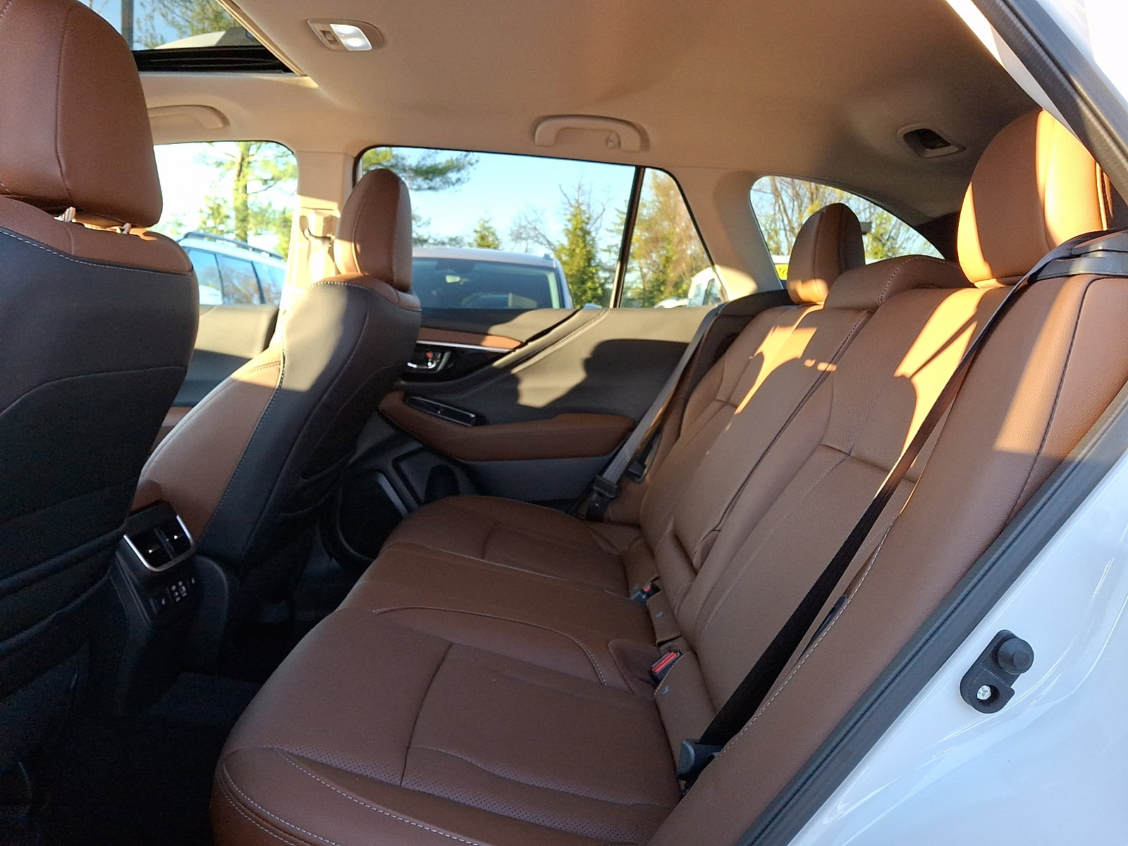 Used 2025 Subaru Outback Touring XT w/ Popular Package #2 image 10