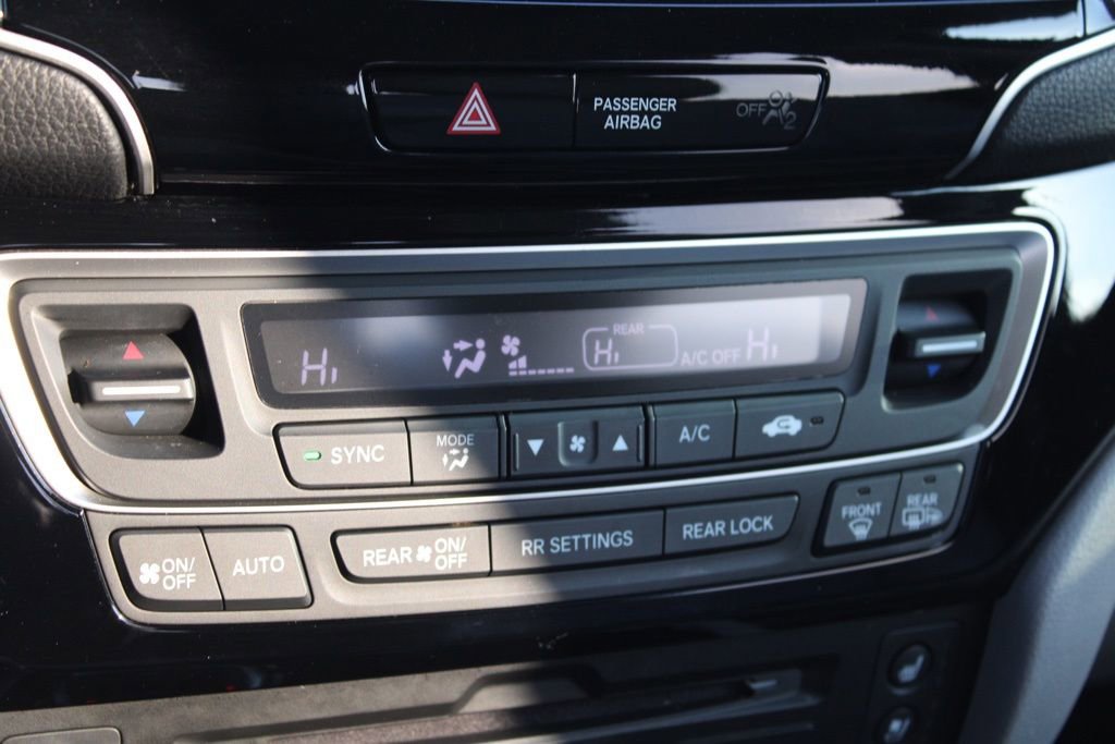 Used 2019 Honda Pilot Elite image 45