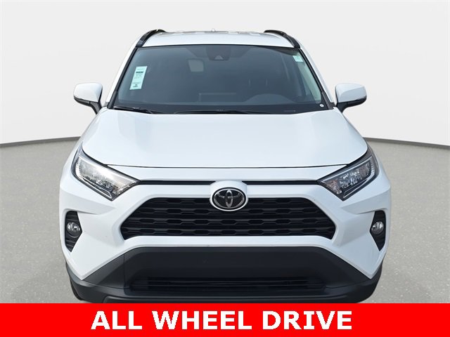 Used 2021 Toyota RAV4 XLE image 2