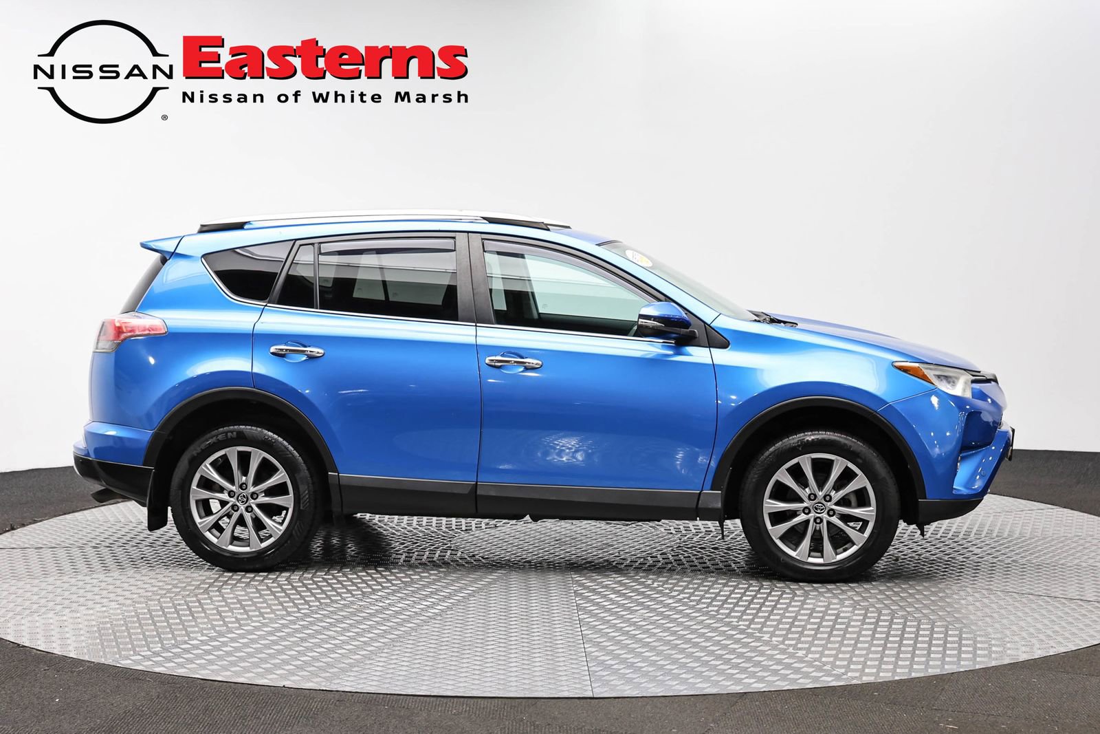 Used 2017 Toyota RAV4 Limited w/ All Weather Liner Package AWD/4WD image 4