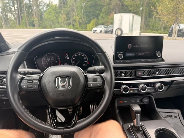 Used 2025 Honda Civic Sport image 2