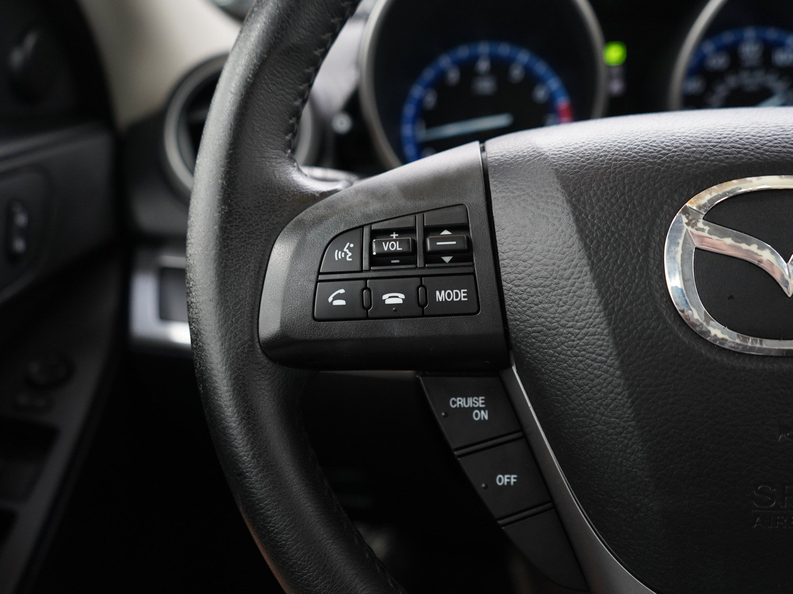 Used 2012 MAZDA MAZDA3 i Touring FWD image 22