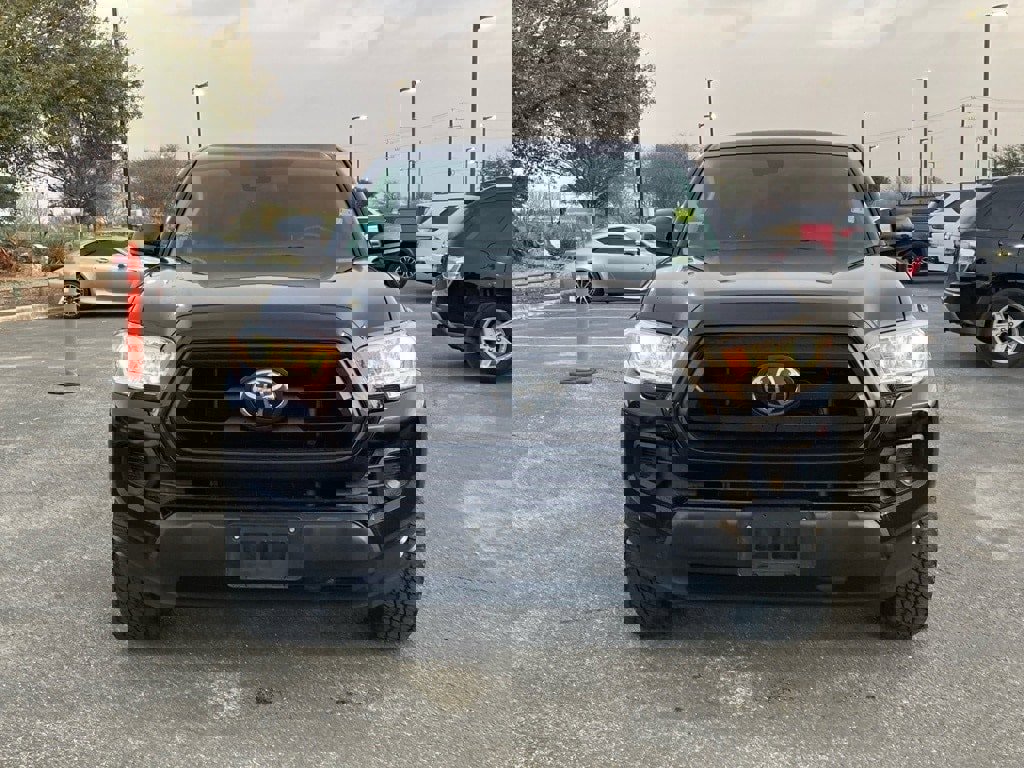 Used 2023 Toyota Tacoma SR image 2