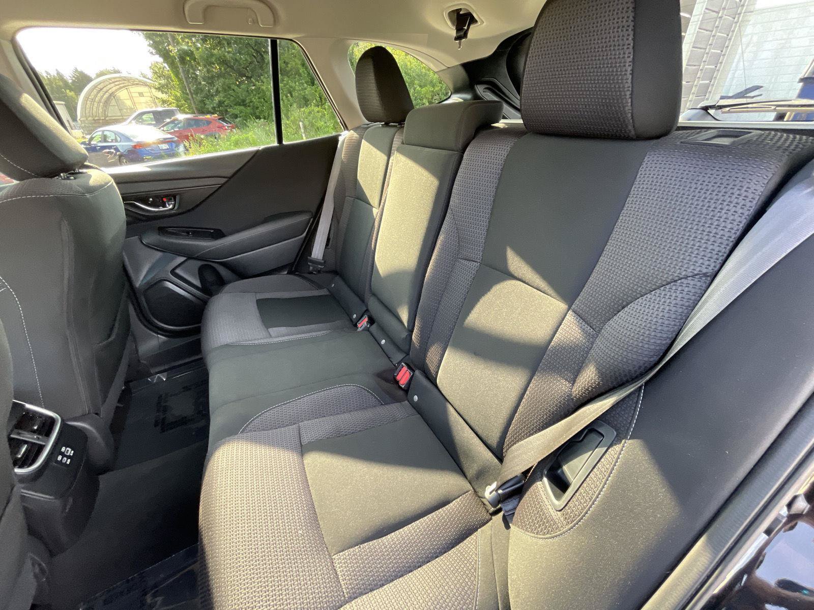 Certified 2024 Subaru Outback Premium AWD/4WD image 4