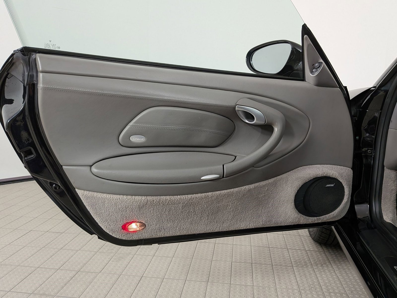 Used 2003 Porsche 911 Targa RWD image 13