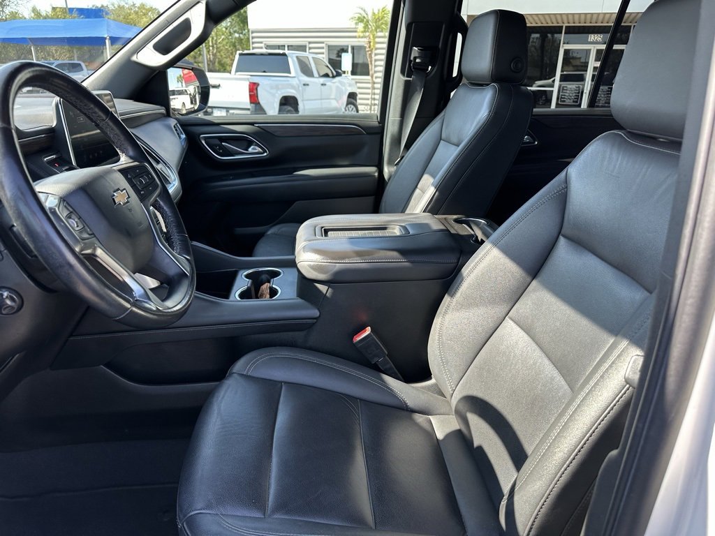 Used 2022 Chevrolet Tahoe LT w/ Luxury Package image 11