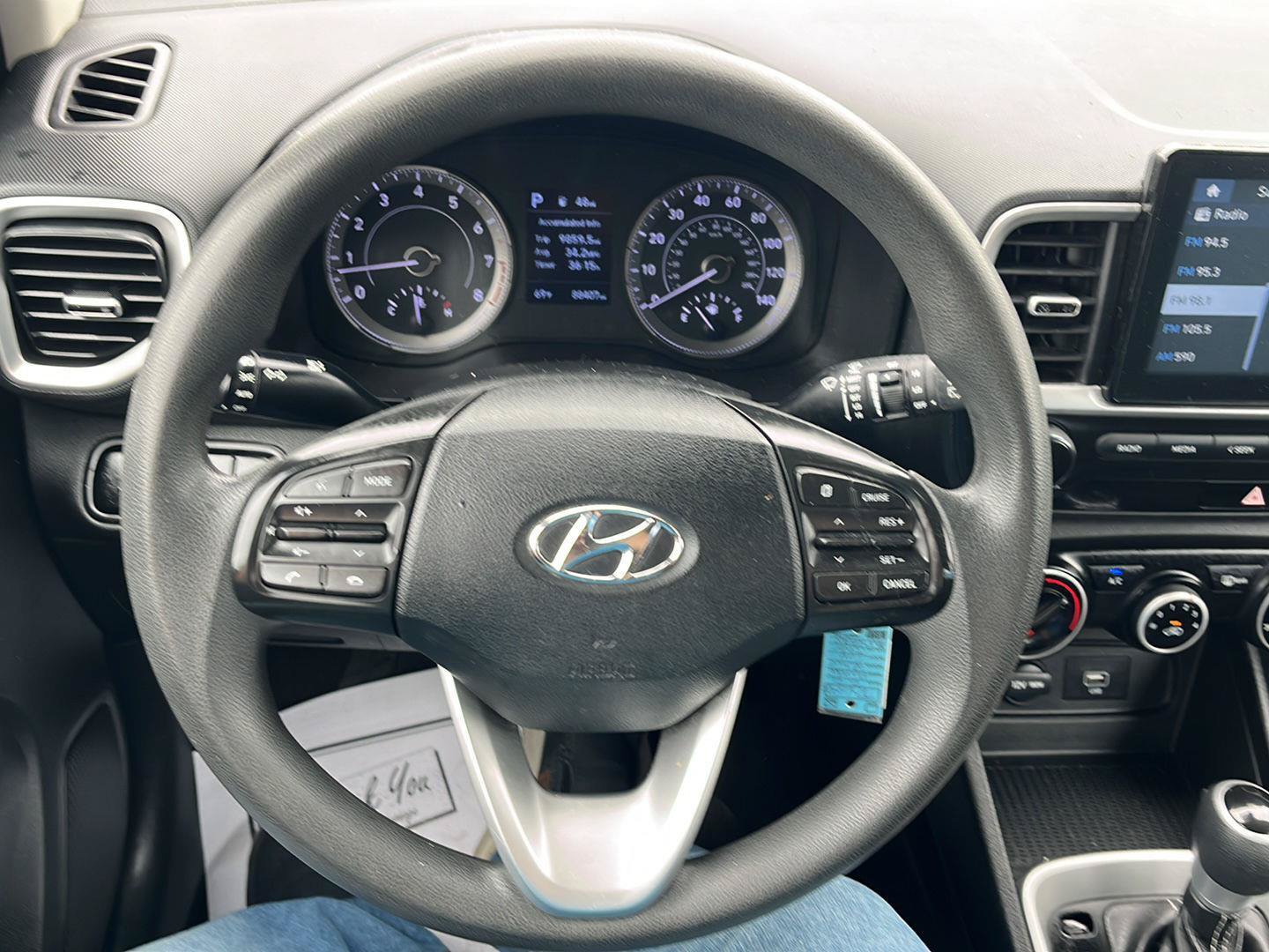 Used 2021 Hyundai Venue SE FWD image 10