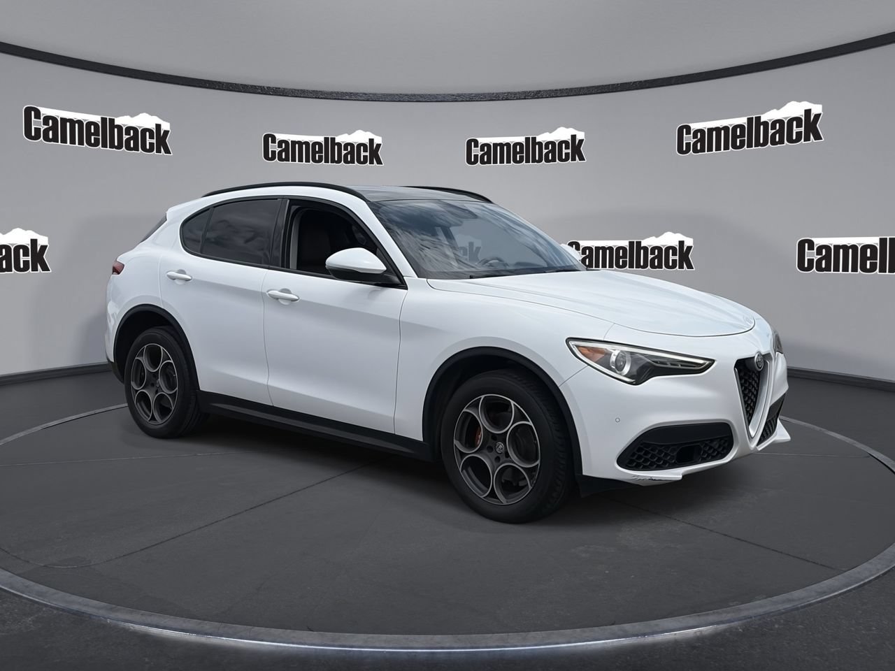 Used 2018 Alfa Romeo Stelvio Sport w/ Quick Order Package 22J Sport AWD/4WD image 1