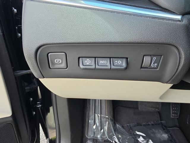 Certified 2022 Buick Enclave Premium w/ Experience Buick Package FWD image 23