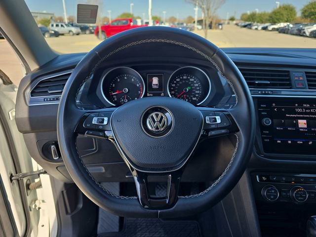 Used 2021 Volkswagen Tiguan SE image 16
