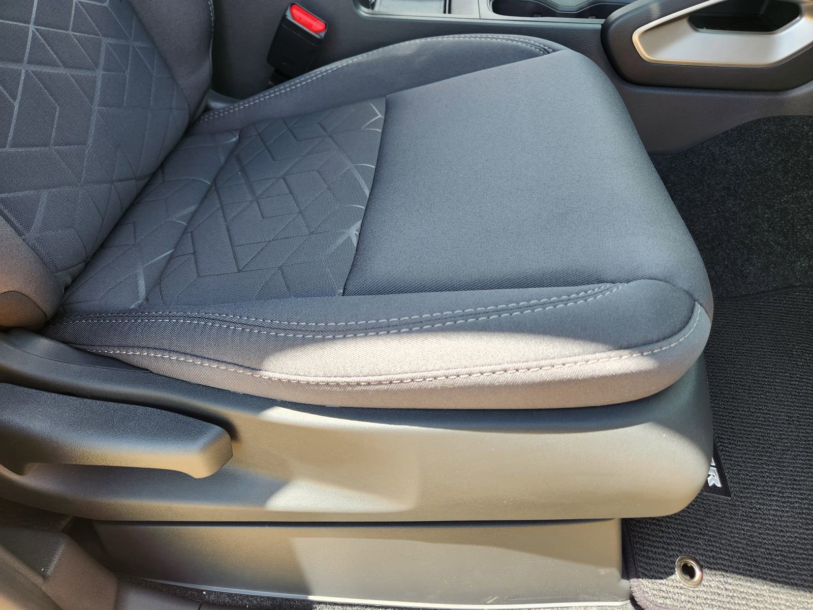 New 2025 Nissan Frontier SV image 20