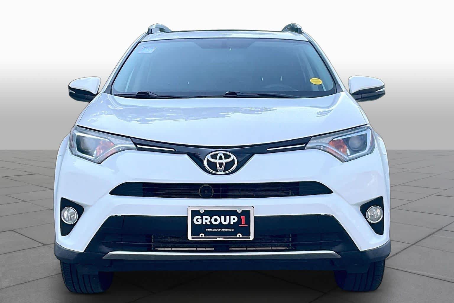 Used 2016 Toyota RAV4 XLE AWD/4WD image 3