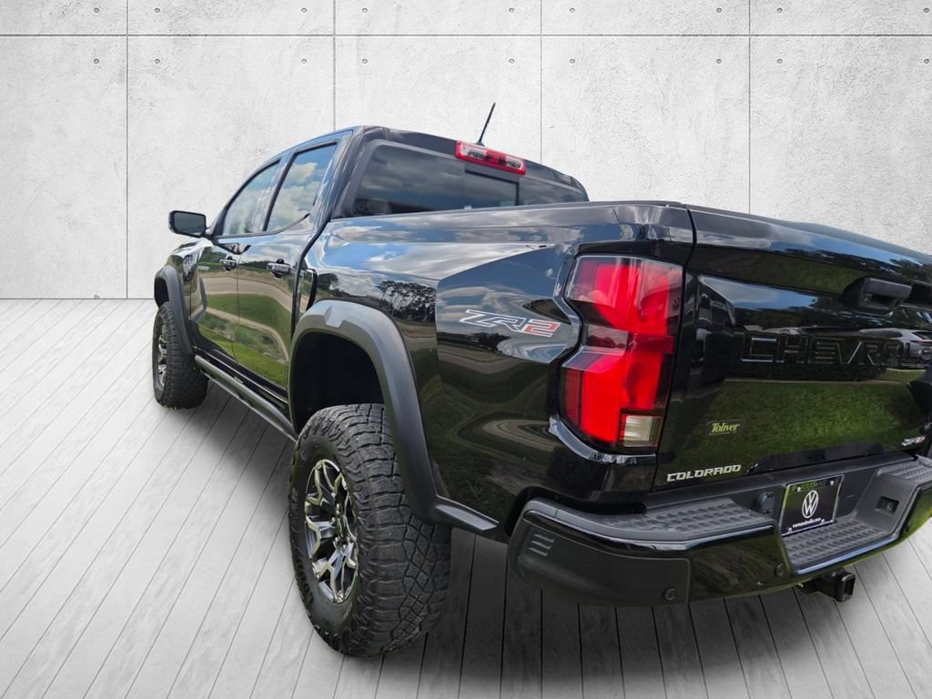 Used 2023 Chevrolet Colorado ZR2 w/ ZR2 Convenience Package III AWD/4WD image 3