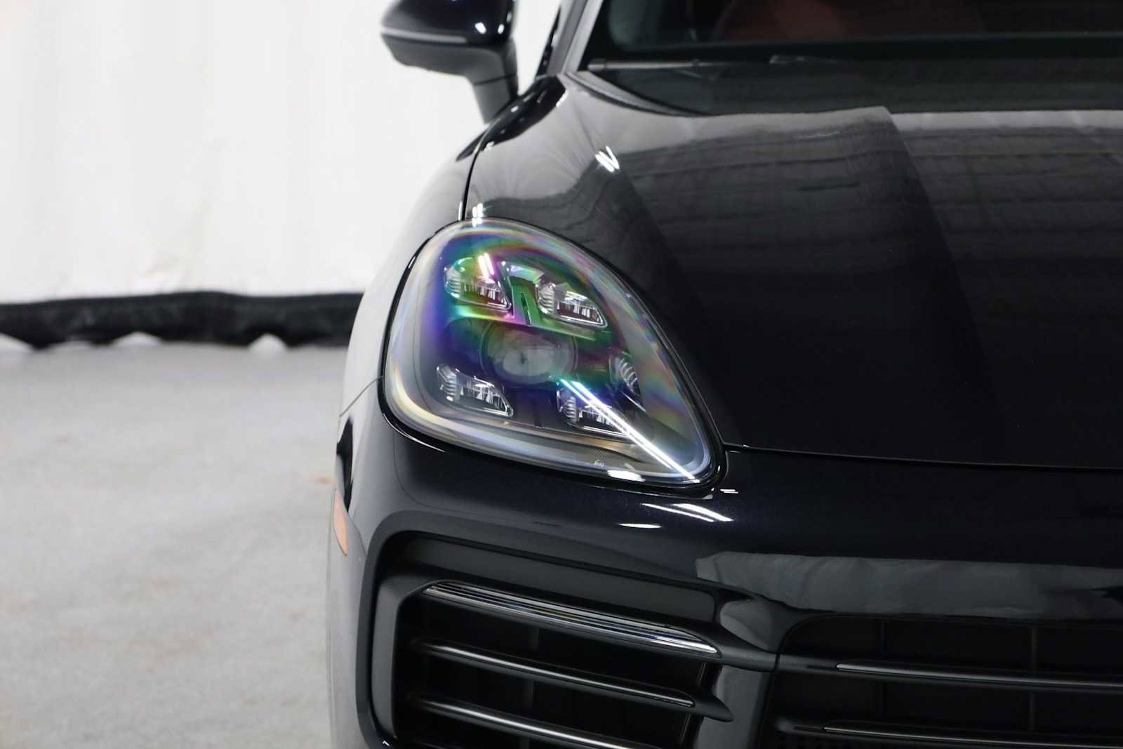 Used 2022 Porsche Cayenne image 15