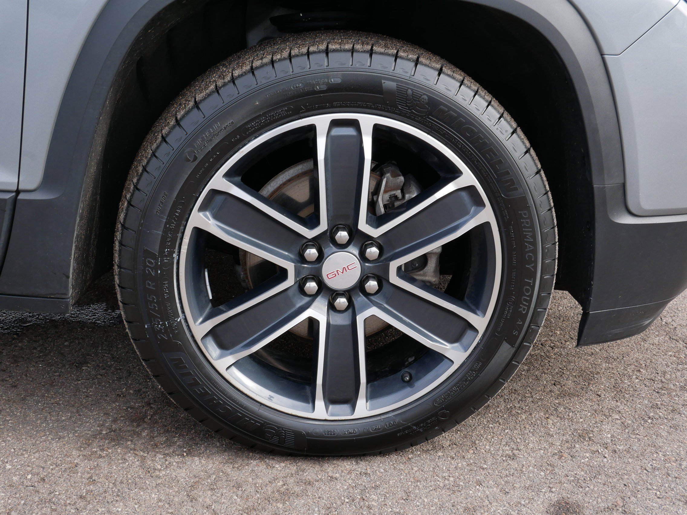 Used 2023 GMC Acadia SLT w/ Preferred Package image 16