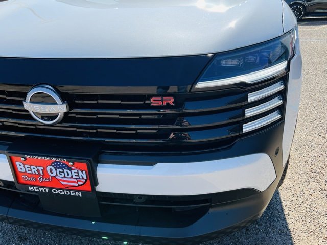 New 2026 Nissan Kicks SR image 13