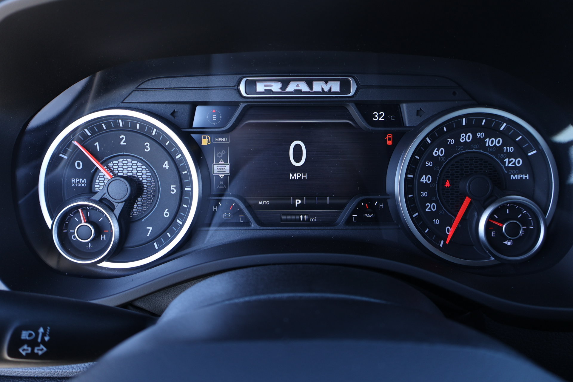 New 2026 RAM 1500 Big Horn AWD/4WD image 4