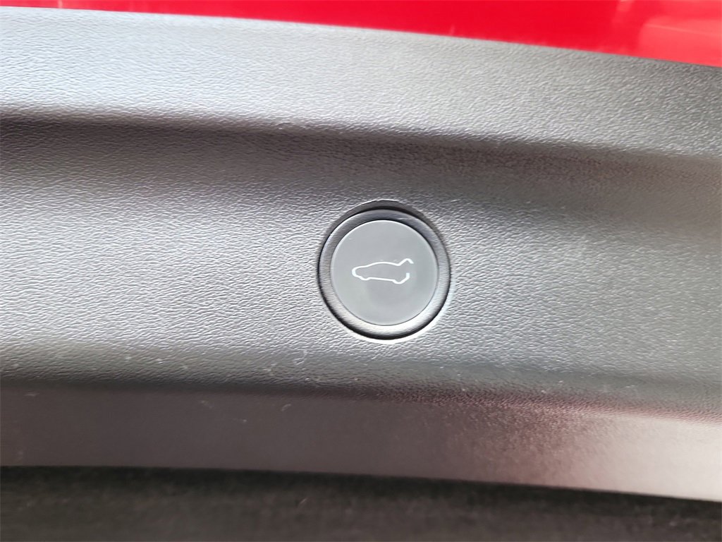 Used 2021 Tesla Model Y Long Range image 13