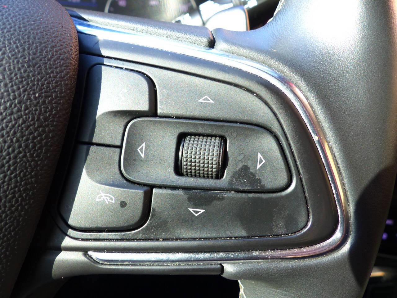 Used 2022 Buick Envision Preferred AWD/4WD image 26