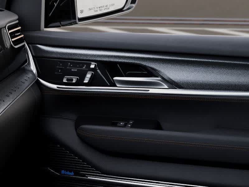 New 2026 Jeep Grand Wagoneer L Summit AWD/4WD image 25