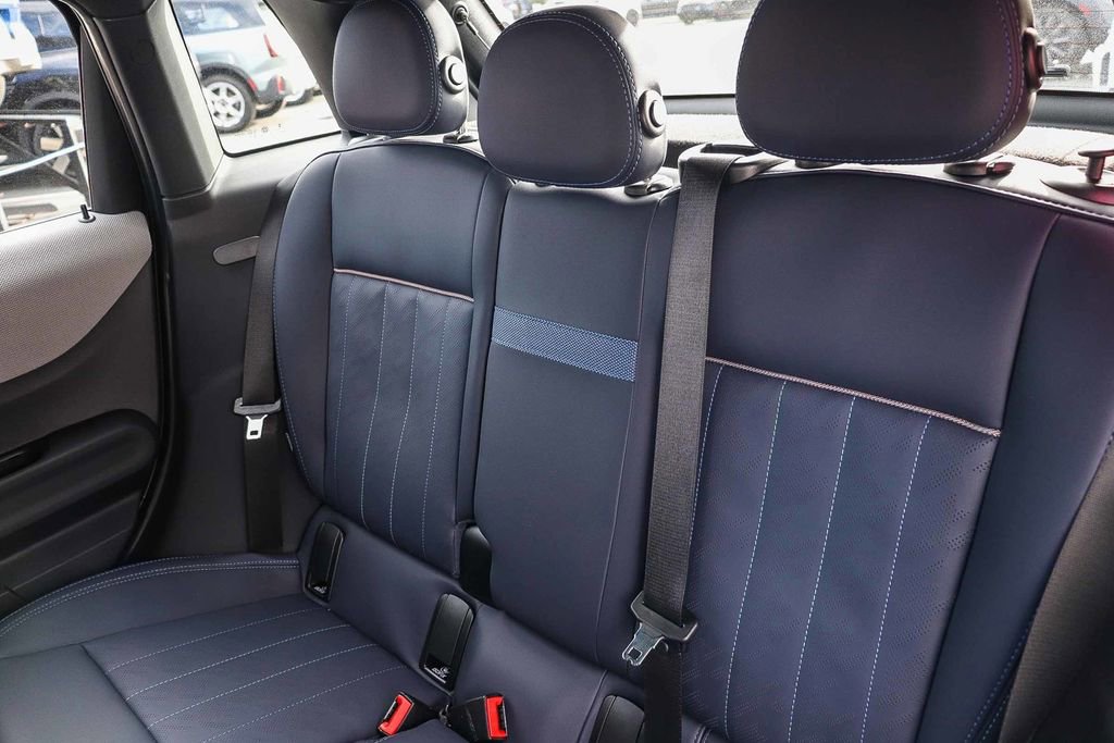 New 2026 MINI Cooper 4-Door Hardtop image 18