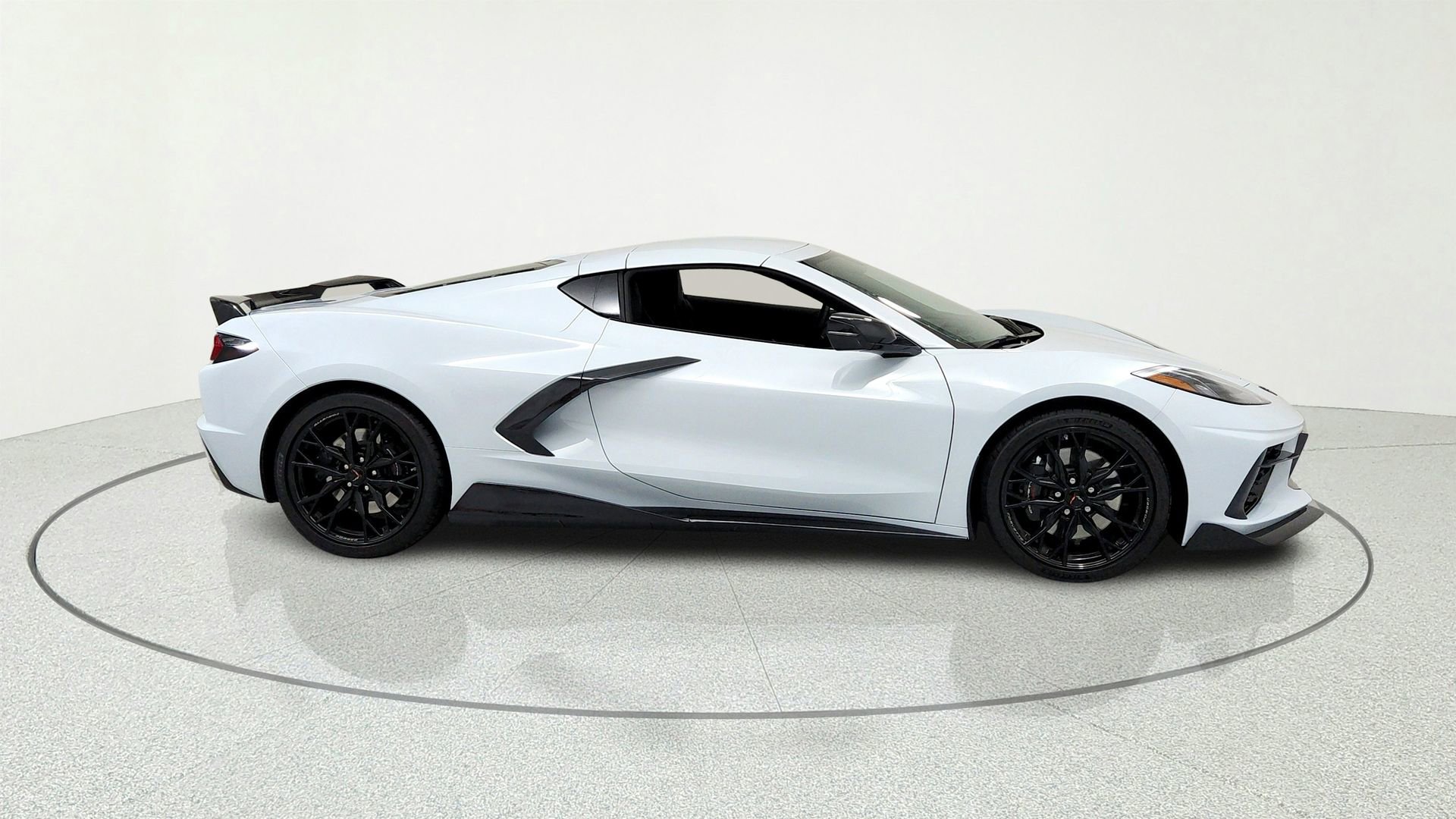 Used 2024 Chevrolet Corvette Stingray Preferred Cpe w/ Z51 Performance Package RWD image 6