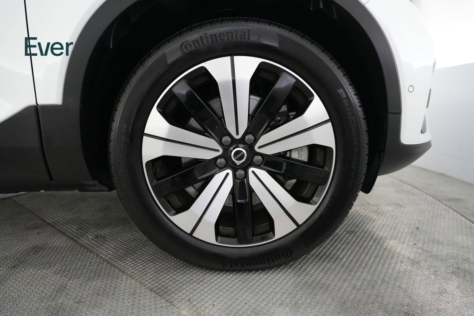 Used 2023 Volvo C40 P8 Recharge Plus AWD/4WD image 20