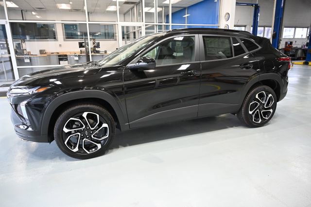 New 2026 Chevrolet Trax RS w/ Driver Confidence Package FWD image 7