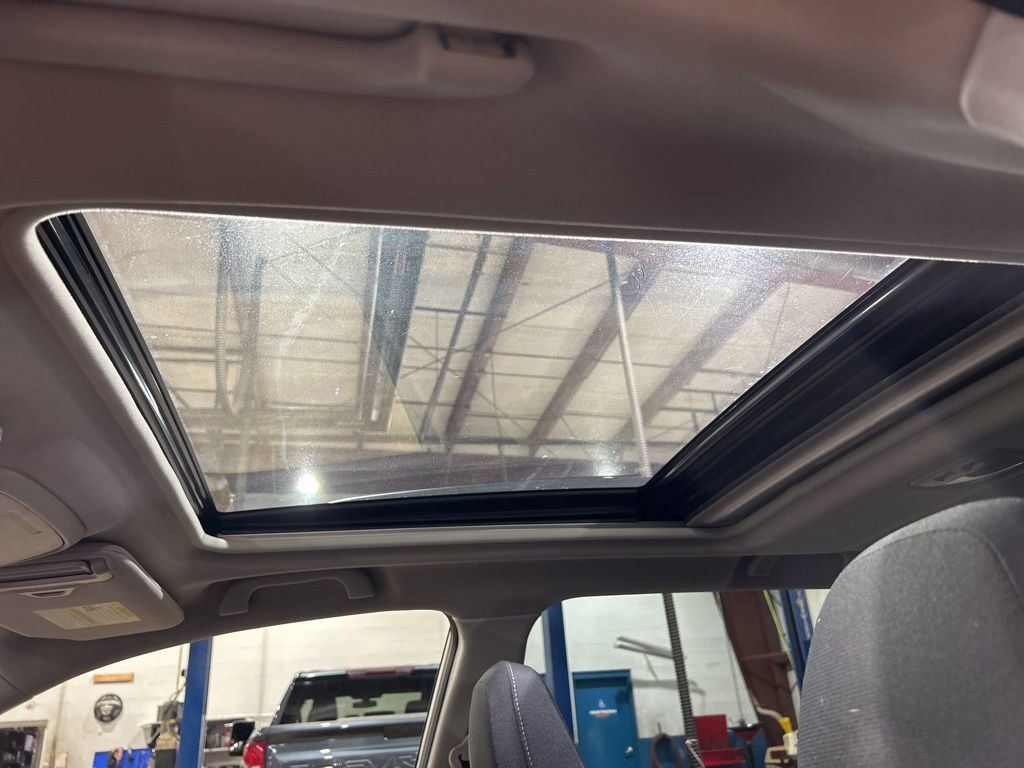 Used 2023 Subaru Forester Premium image 3