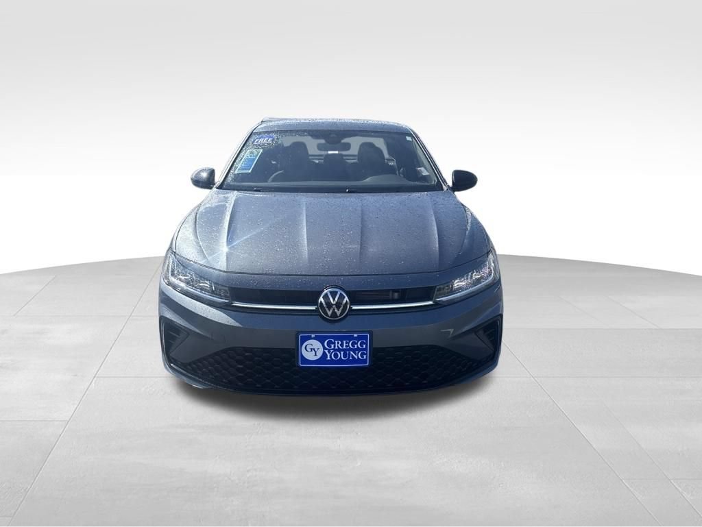 Used 2025 Volkswagen Jetta Sport FWD image 9