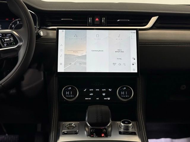 New 2026 Jaguar F-PACE R-Dynamic S image 25