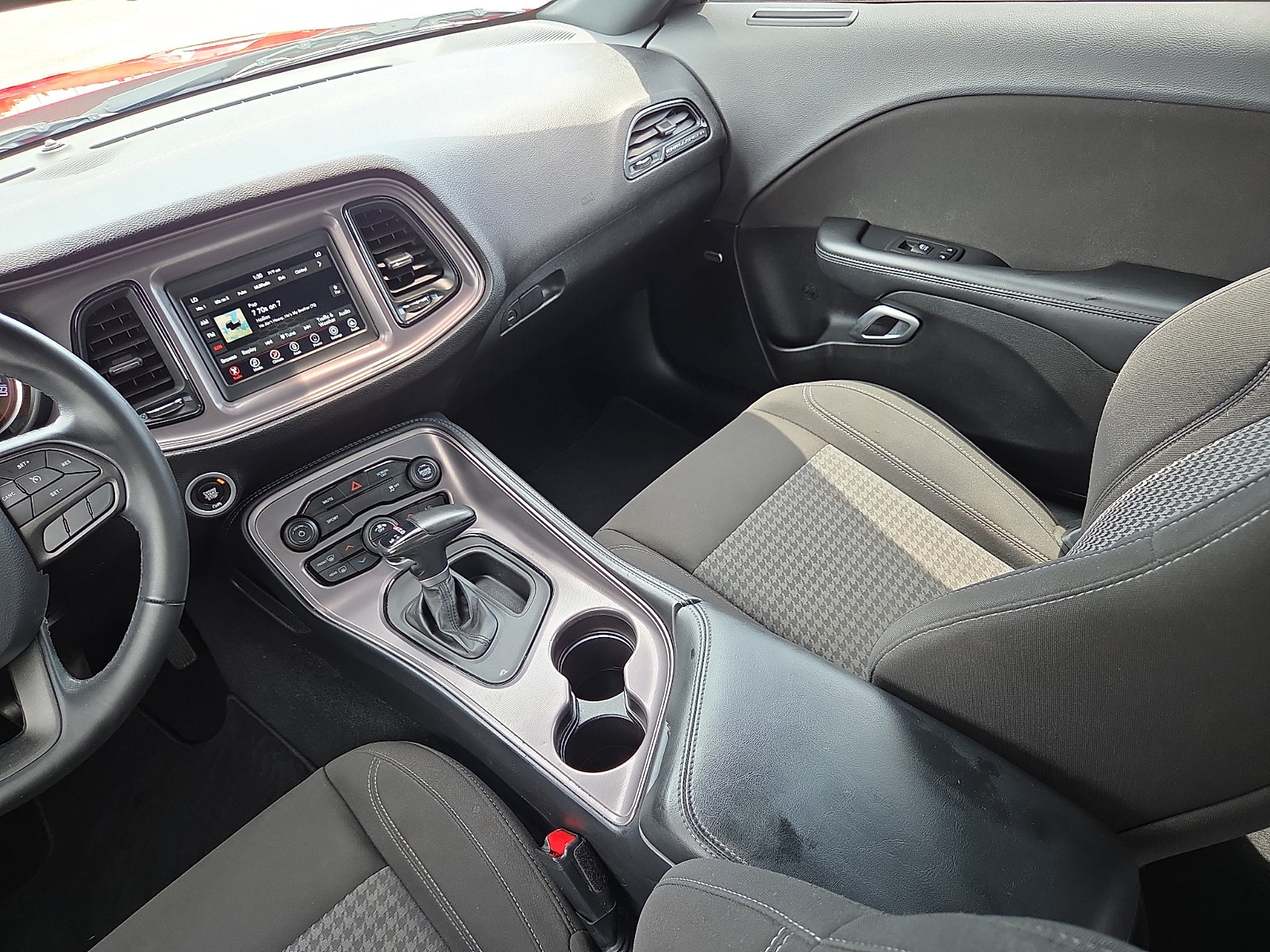 Used 2023 Dodge Challenger SXT RWD image 12